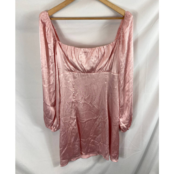 ASTR the Label Long Sleeve Empire Waist Mini Dress size large - Picture 2 of 6